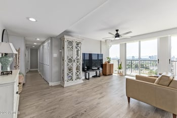 2323 Central Ave #1702, Phoenix, AZ 85004