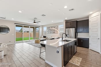 2323 Grenadine Rd, Phoenix, AZ 85041