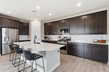 2323 Grenadine Rd, Phoenix, AZ 85041