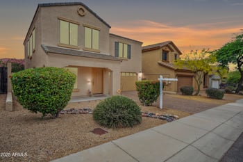 2323 Hunter Ct, Phoenix, AZ 85085