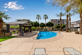 2323 Huntington Dr, Phoenix, AZ 85040