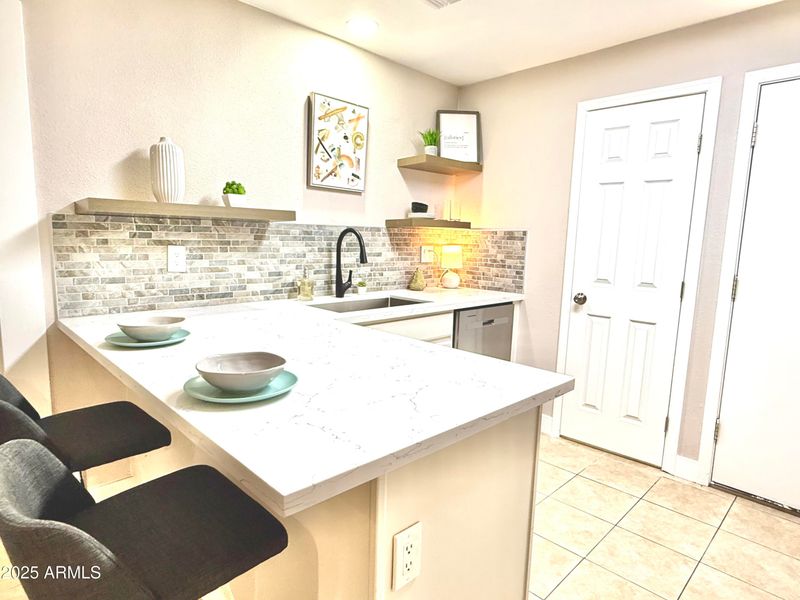 2323 N 49th Dr, Phoenix, AZ 85035