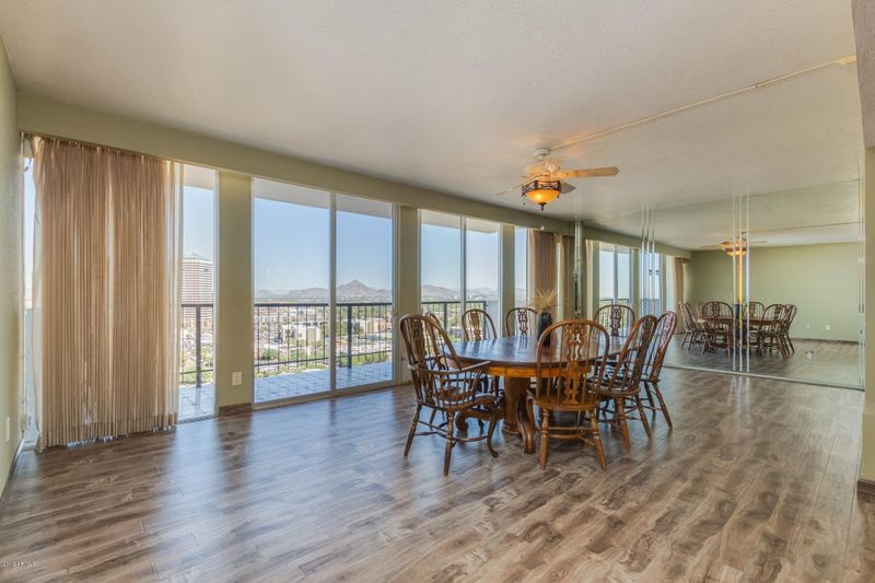 2323 N Central Ave #1906/01, Phoenix, AZ 85004