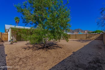 2323 Sunnyside Ave, Phoenix, AZ 85029