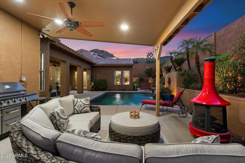 2323 Villa Cassandra Dr, Phoenix, AZ 85086