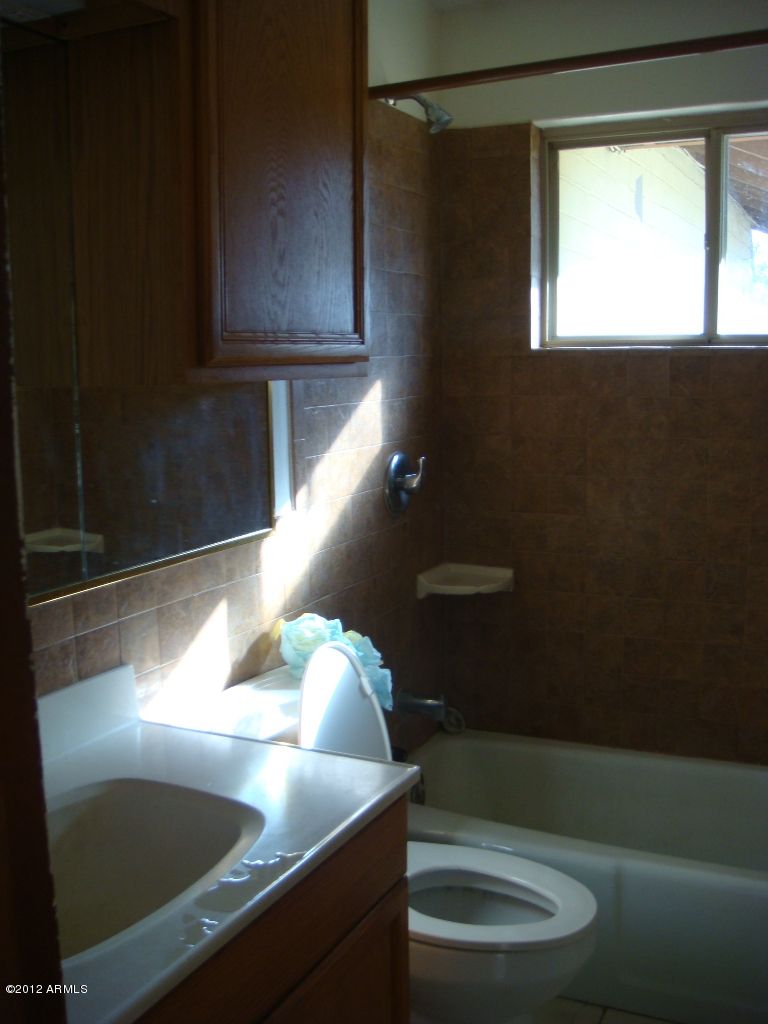 2323 W Marshall Ave, Phoenix, AZ 85015