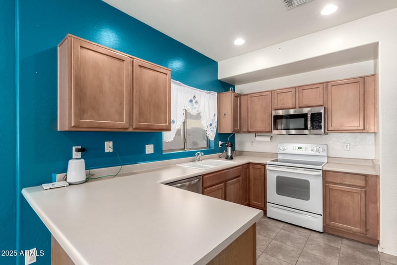 2324 88th Dr, Tolleson, AZ 85353