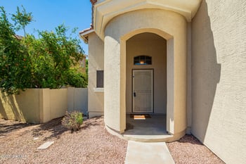 2324 88th Dr, Tolleson, AZ 85353