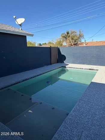 2324 Claremont St, Phoenix, AZ 85015