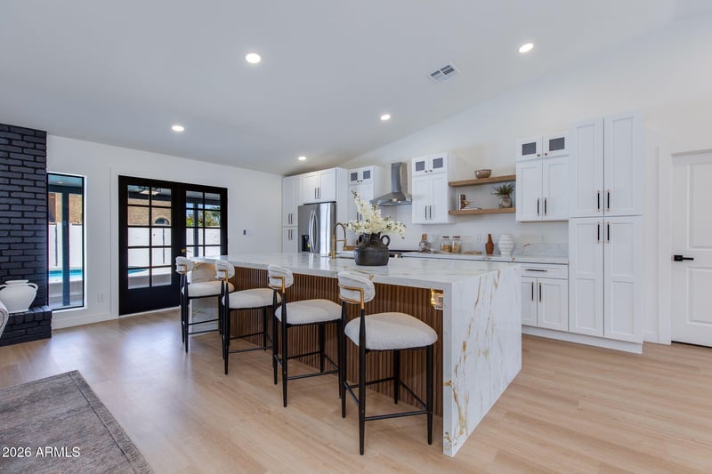 2324 E Cortez St, Phoenix, AZ 85028