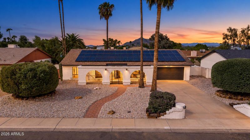 2324 E Cortez St, Phoenix, AZ 85028