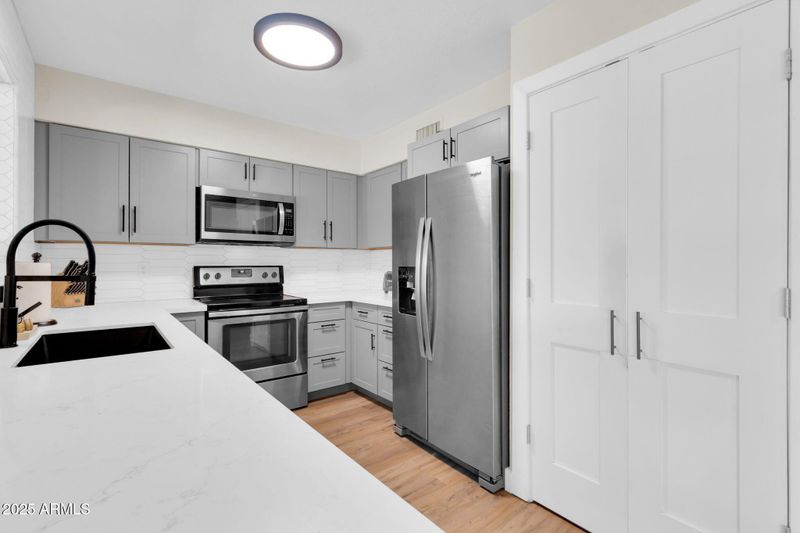 2324 E Crescent Ave, Mesa, AZ 85204