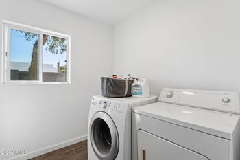 2324 E Oak St, Phoenix, AZ 85006