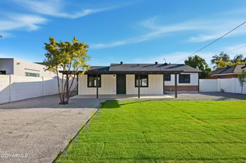 2324 Heatherbrae Dr, Phoenix, AZ 85016