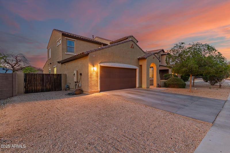 2324 Melody Dr, Phoenix, AZ 85041