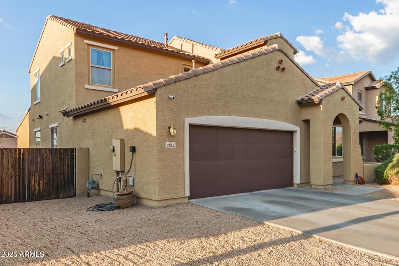 2324 Melody Dr, Phoenix, AZ 85041