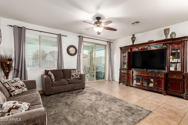 2324 Melody Dr, Phoenix, AZ 85041