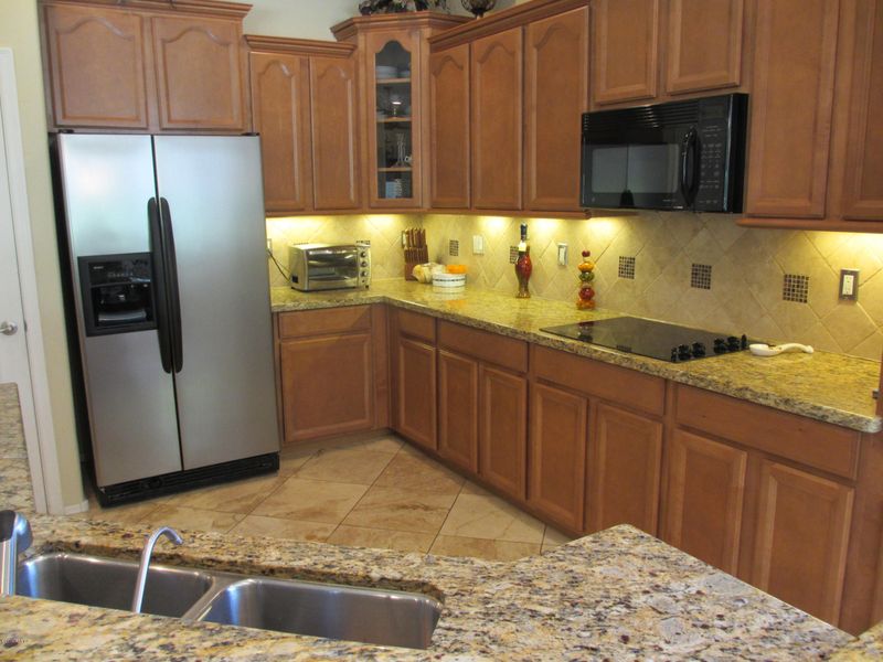 2324 W Forest Pleasant Pl, Phoenix, AZ 85085