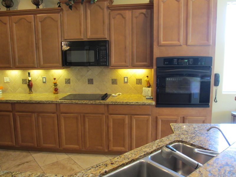 2324 W Forest Pleasant Pl, Phoenix, AZ 85085