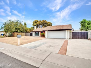2324 W Port Au Prince Ln, Phoenix, AZ 85023