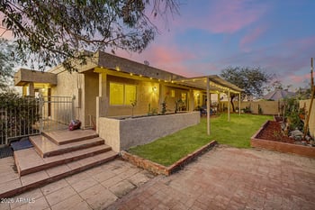 2324 Sunrise Dr, Phoenix, AZ 85041