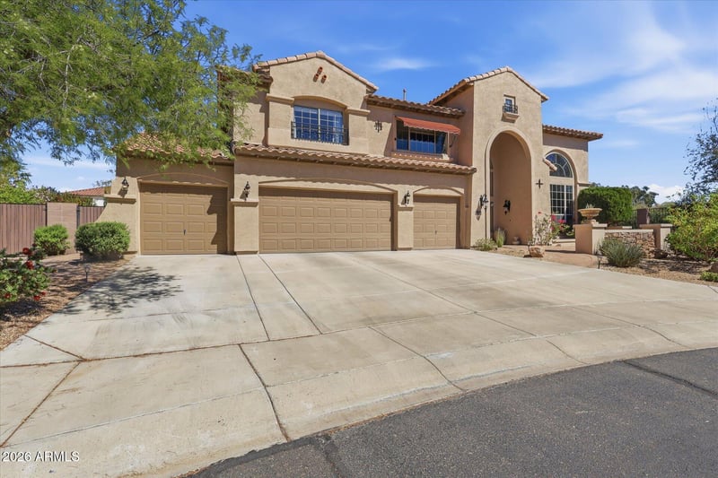 2324 W Zenith Ln, Phoenix, AZ 85085
