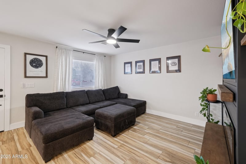 2325 Contessa St, Mesa, AZ 85213