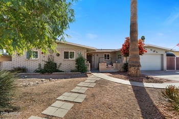 2325 Elmwood St, Mesa, AZ 85213