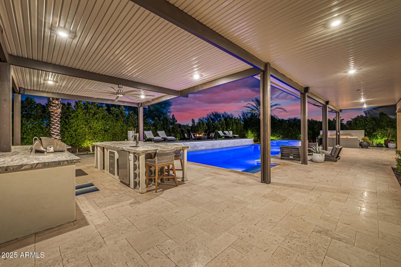23252 76th Ln, Peoria, AZ 85383