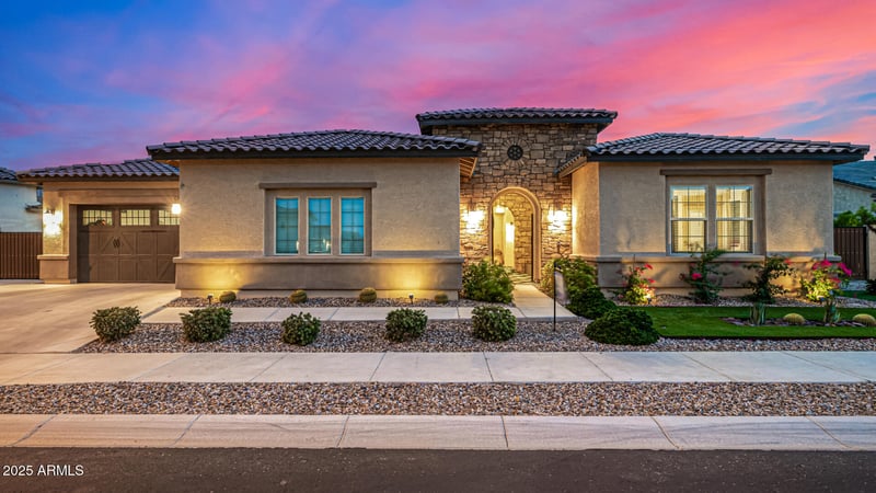 23252 76th Ln, Peoria, AZ 85383