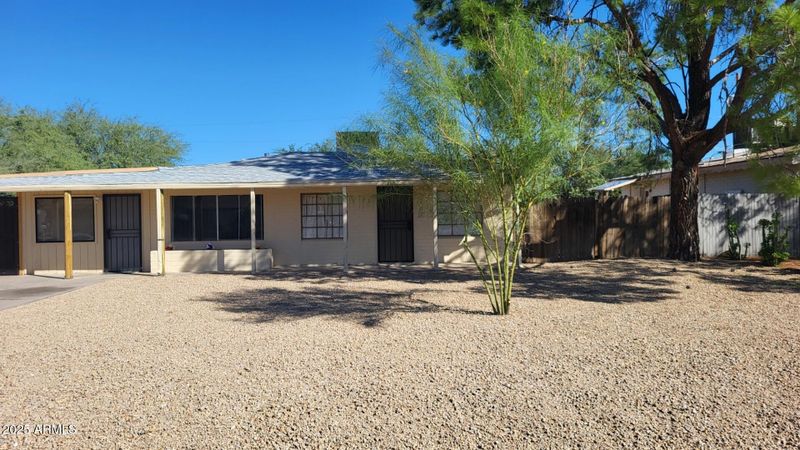 2326 E Paradise Ln, Phoenix, AZ 85022