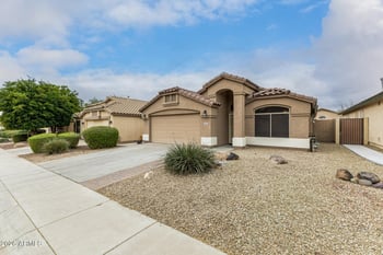 2326 Gambit Trl, Phoenix, AZ 85085