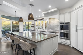 2326 Gardenia Dr, Phoenix, AZ 85020