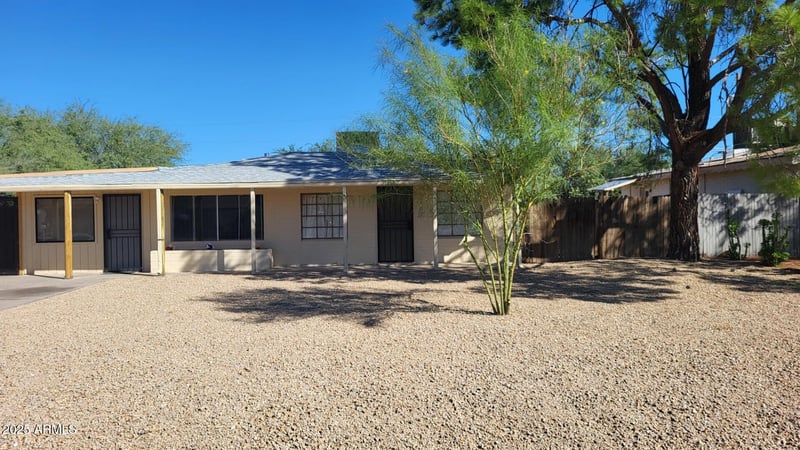 2326 Paradise Ln, Phoenix, AZ 85022