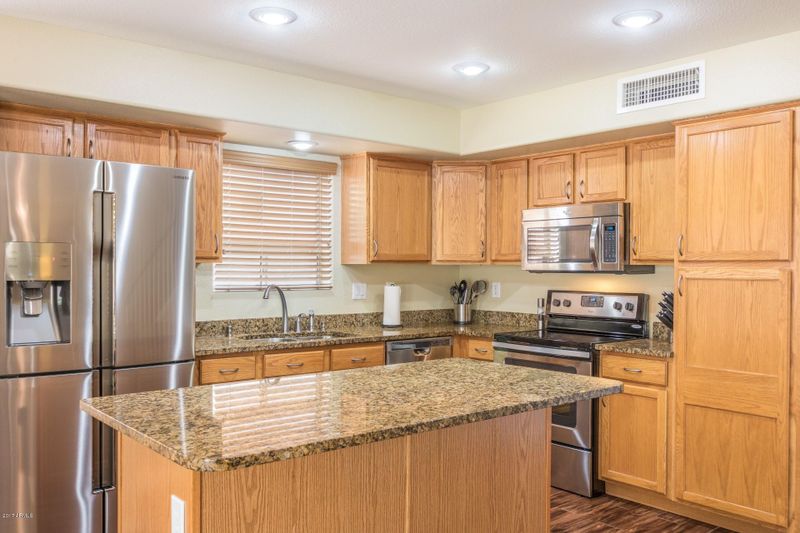 2326 W Blue Sky Dr, Phoenix, AZ 85085