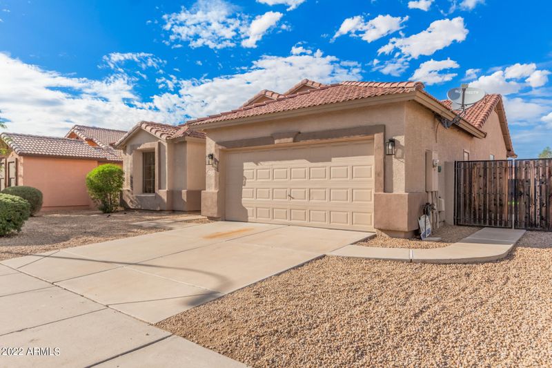 2326 W Carter Rd, Phoenix, AZ 85041
