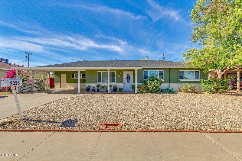 2326 W Freeway Ln, Phoenix, AZ 85021