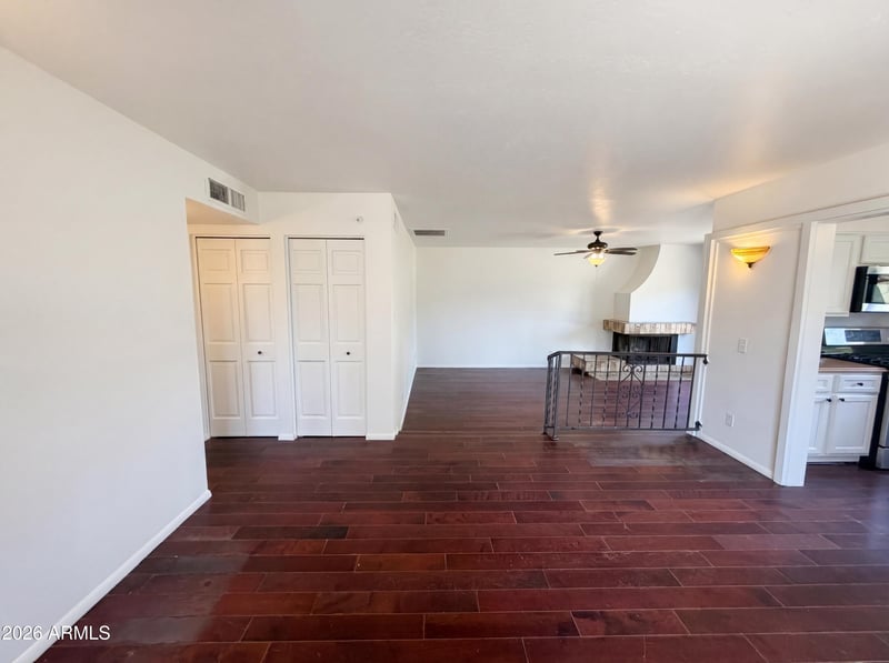 2326 Paradise Dr, Phoenix, AZ 85029