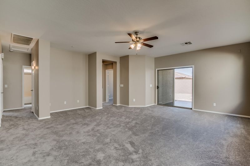 2326 W Saint Catherine Ave, Phoenix, AZ 85041