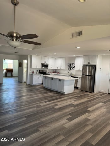 2327 31st St, Phoenix, AZ 85008