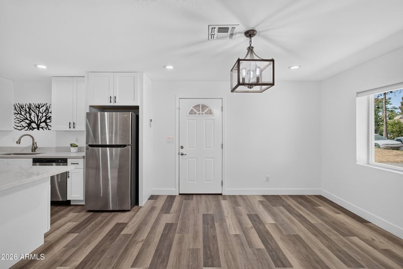 2327 N 31st St, Phoenix, AZ 85008