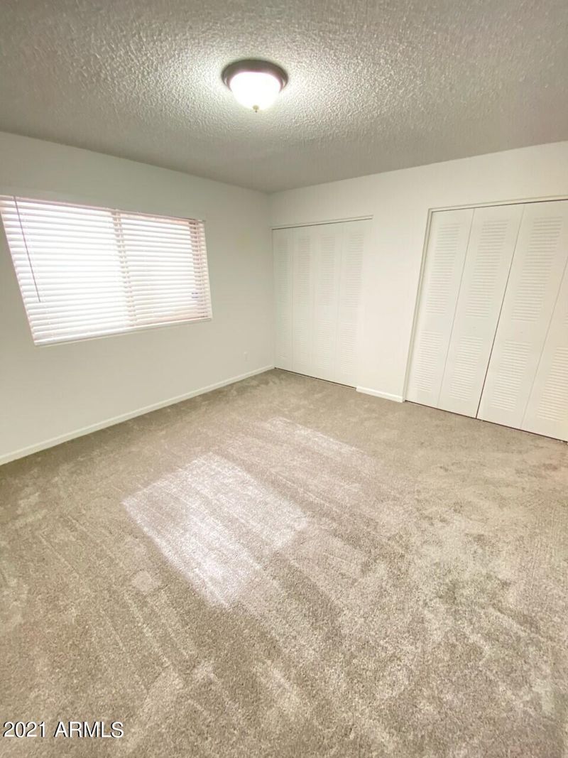 2327 N 56th Dr, Phoenix, AZ 85035