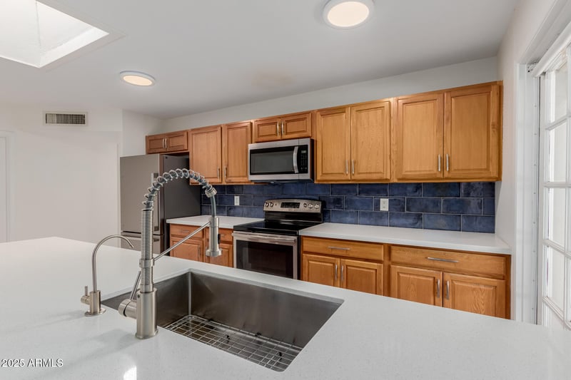 2327 Pebble Beach Dr, Tempe, AZ 85282