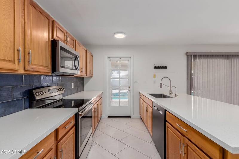 2327 Pebble Beach Dr, Tempe, AZ 85282