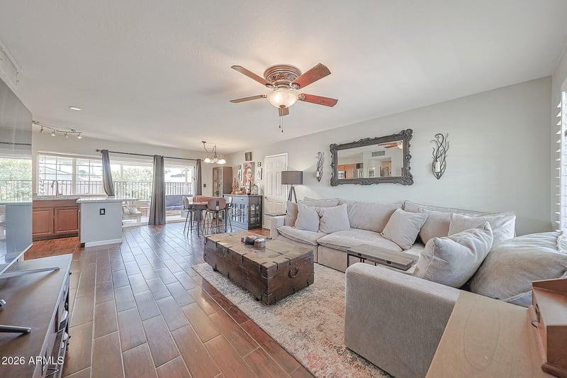 2327 Sunnyside Ave, Phoenix, AZ 85029