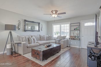 2327 Sunnyside Ave, Phoenix, AZ 85029