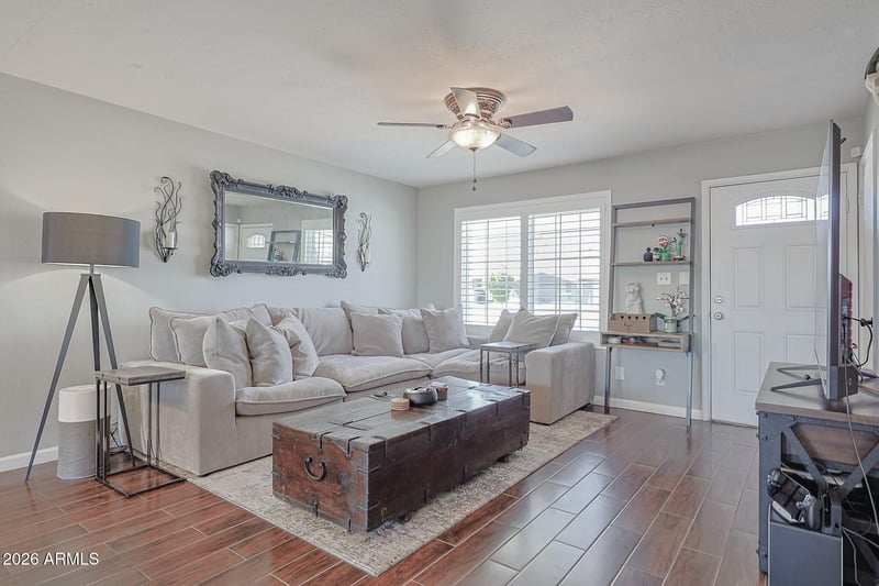 2327 Sunnyside Ave, Phoenix, AZ 85029