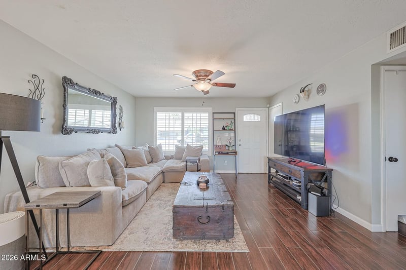 2327 Sunnyside Ave, Phoenix, AZ 85029