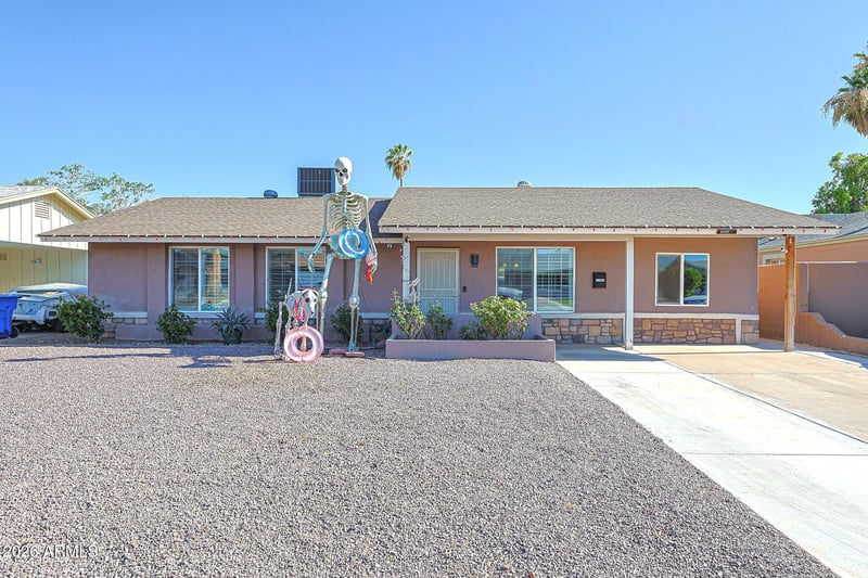 2327 Sunnyside Ave, Phoenix, AZ 85029