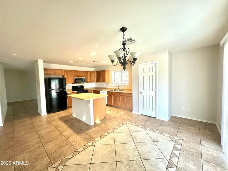 23284 Pima St, Buckeye, AZ 85326